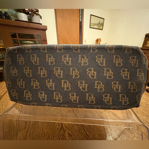 Dooney Bourke Denim Logo Small Satchel Leather Accents and Hang Tag. - Picture 12 of 16